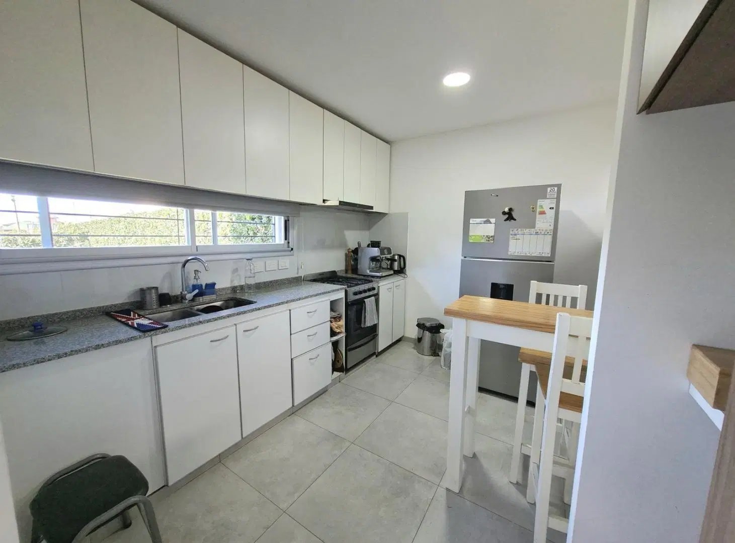 Dúplex en venta de dos dormitorios en Gorina 4