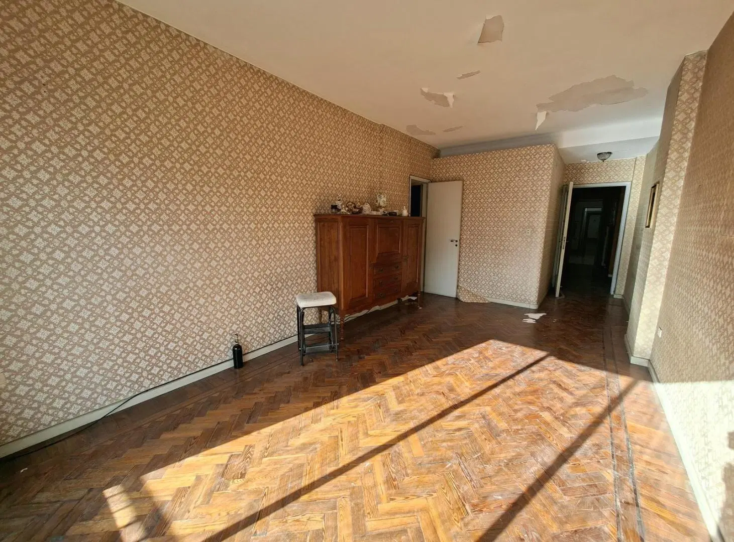 Departamento en venta de tres dormitorios con balcón 5