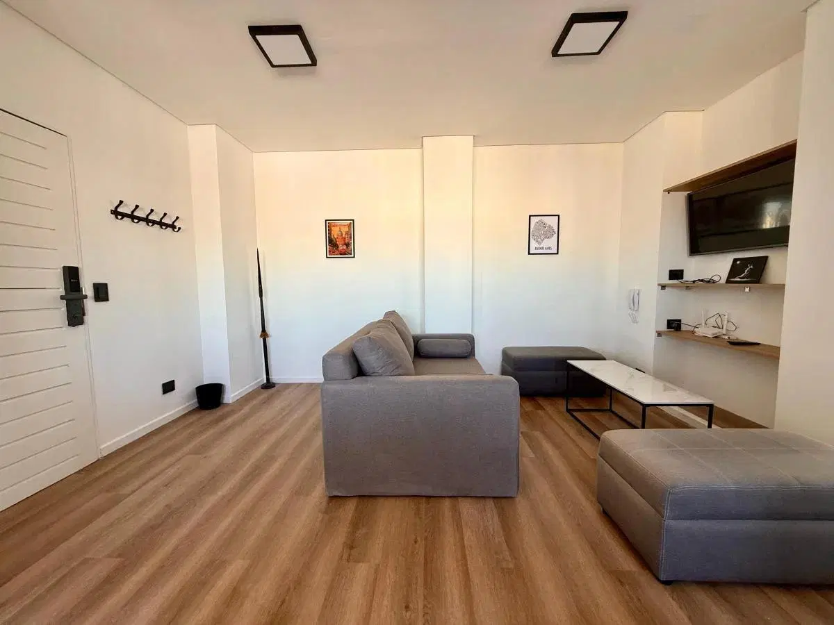 DEPARTAMENTO TRES AMBIENTES-SAN NICOLÁS-ALQUILER TEMPORAL 4