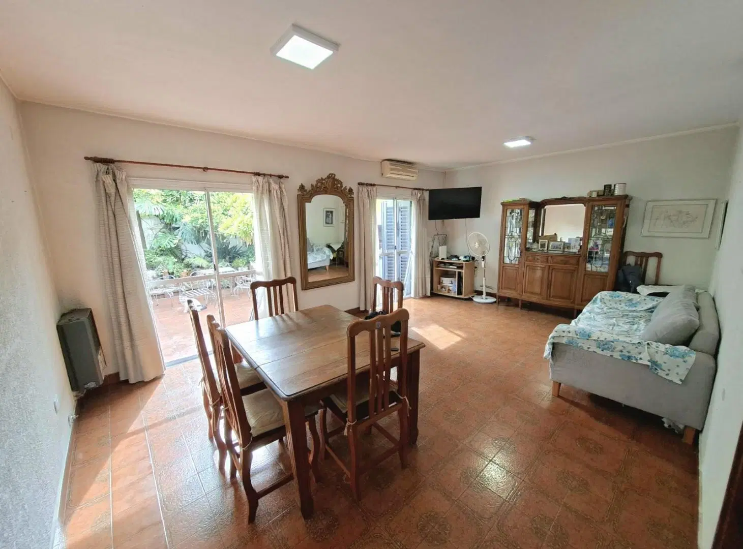 Casa en venta de tres dormitorios 8