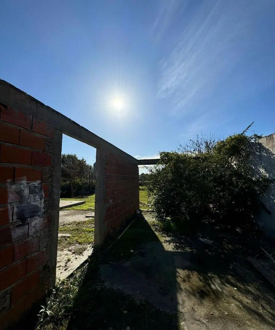 Lote en venta en el camino regatas 4
