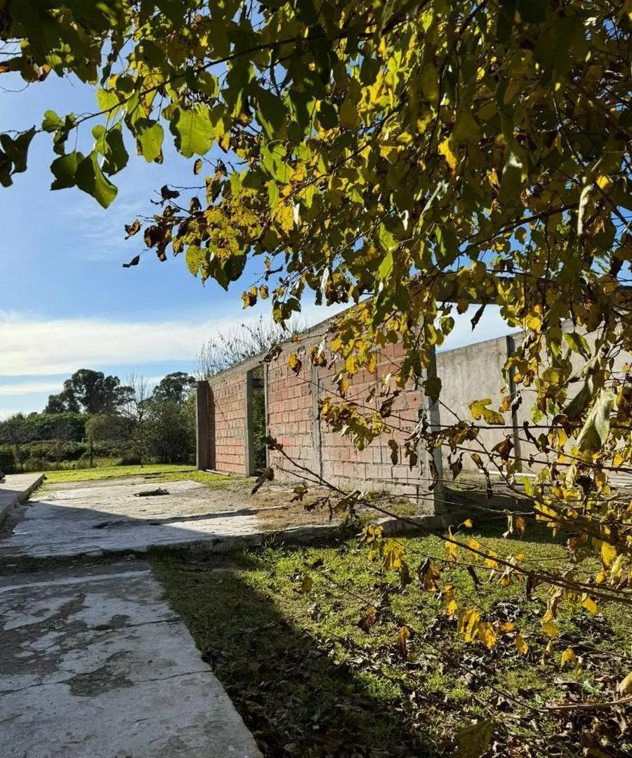 Lote en venta en el camino regatas 5