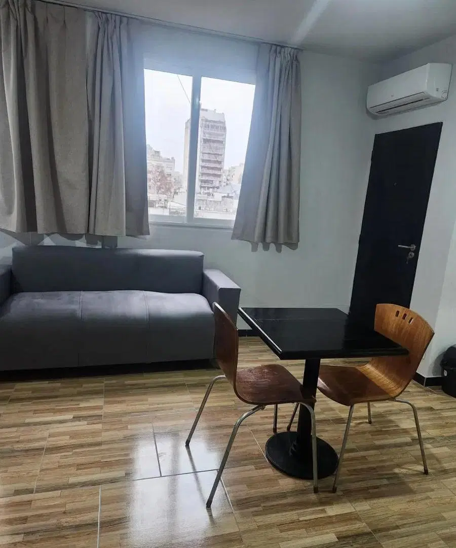 DEPARTAMENTO MONOAMBIENTE-ALMAGRO-ALQUILER TEMPORAL 2