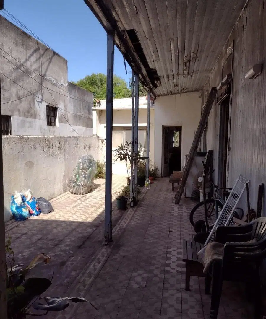 Casa en  venta con gran lote 4