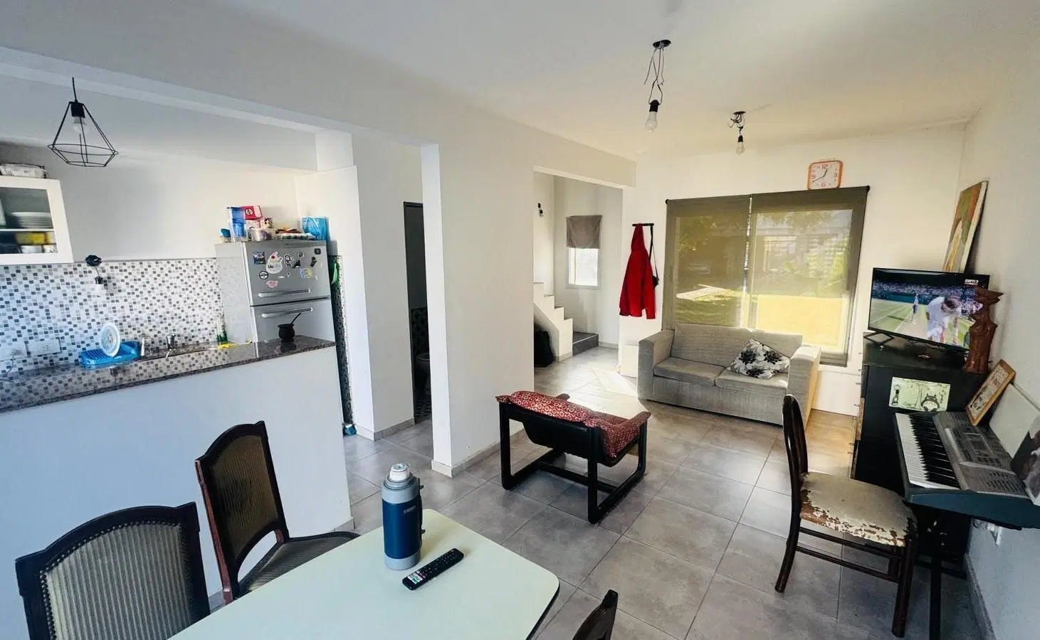 Departamento duplex de dos dormitorios con patio en Tolosa 4