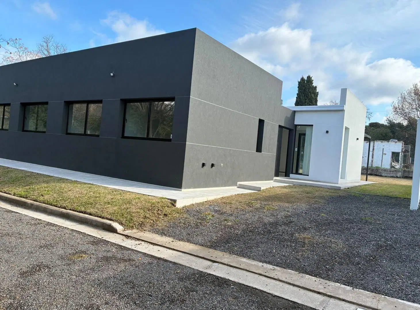 Casa en venta - City Bell 4