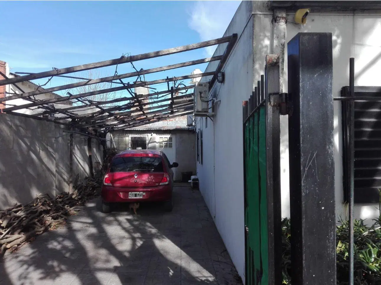 Casa en Lisandro Olmos Etcheverry 8