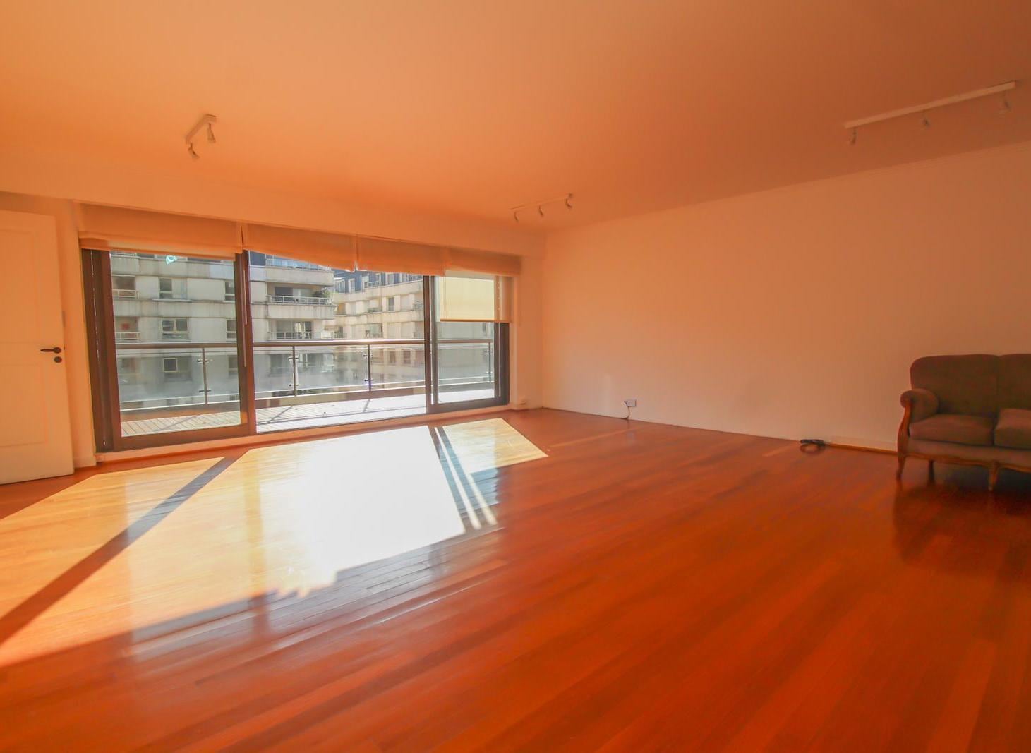 Foto de Venta 4 ambientes + dependencias en La Porteña II - Puerto Madero, imagen 1