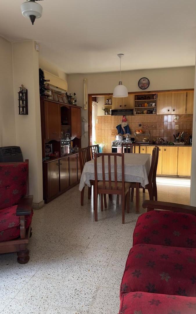 Foto de Casa en venta con 2 locales en Berisso, imagen 3