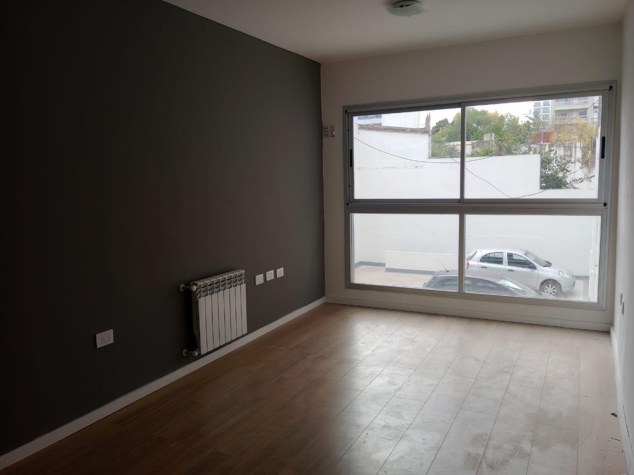 Foto de Departamento en alquiler en La Plata, imagen 1