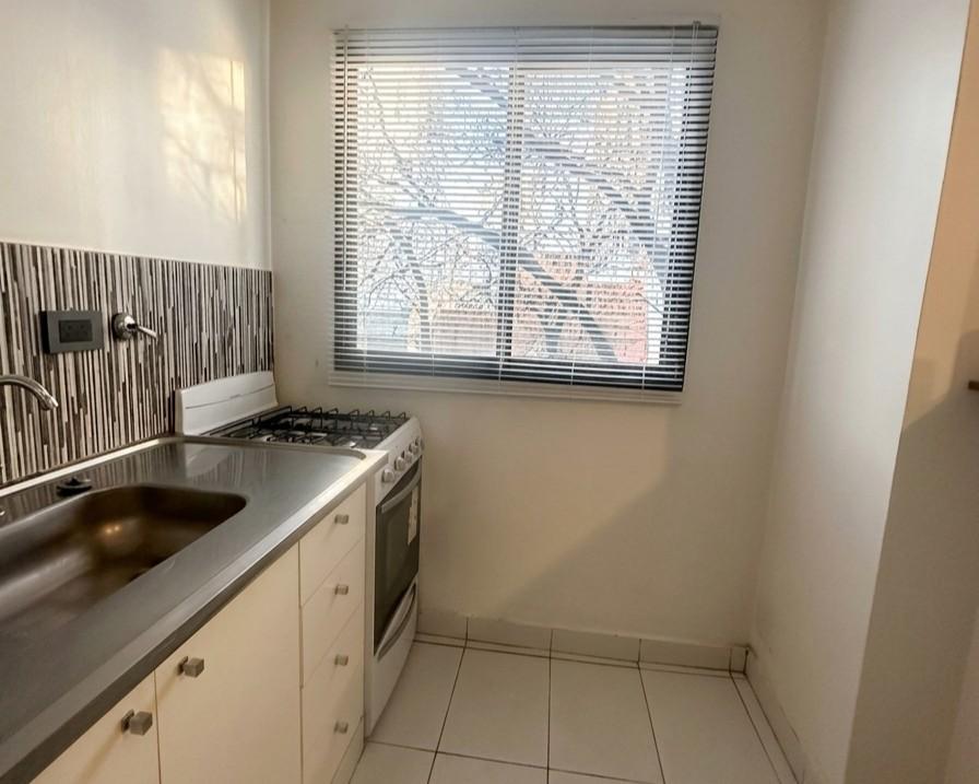 Foto de Departamento en venta al frente cochera en La PLata, imagen 2