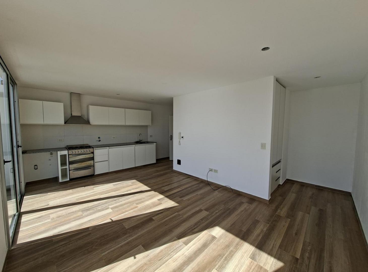 Foto de Monoambiente con balcón al frente, imagen 4