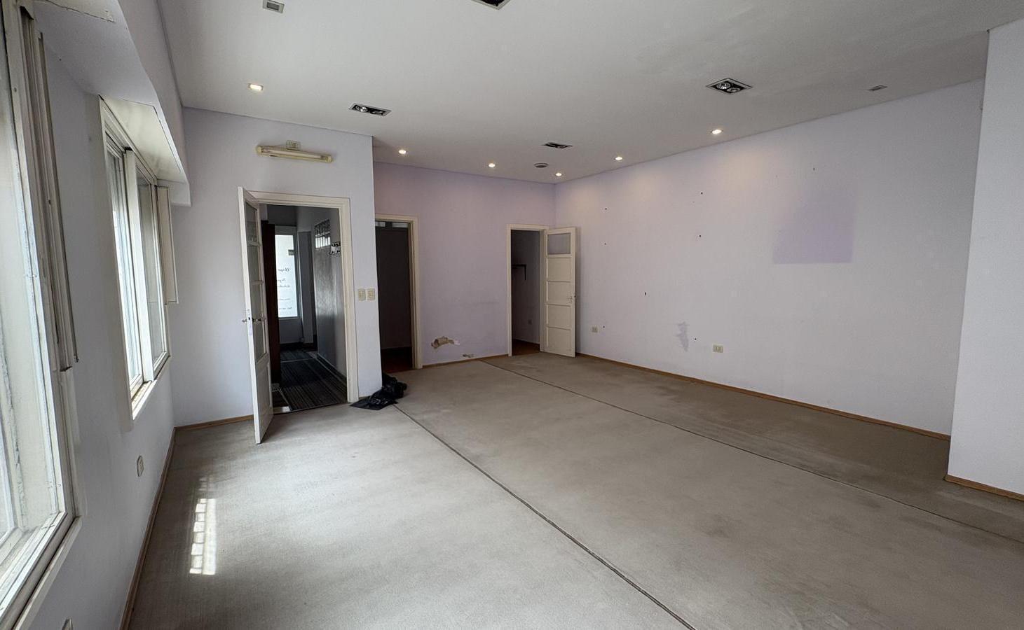Foto de Casa Apta Destino Comercial - consultorios, gimnasio, salon belleza, imagen 4