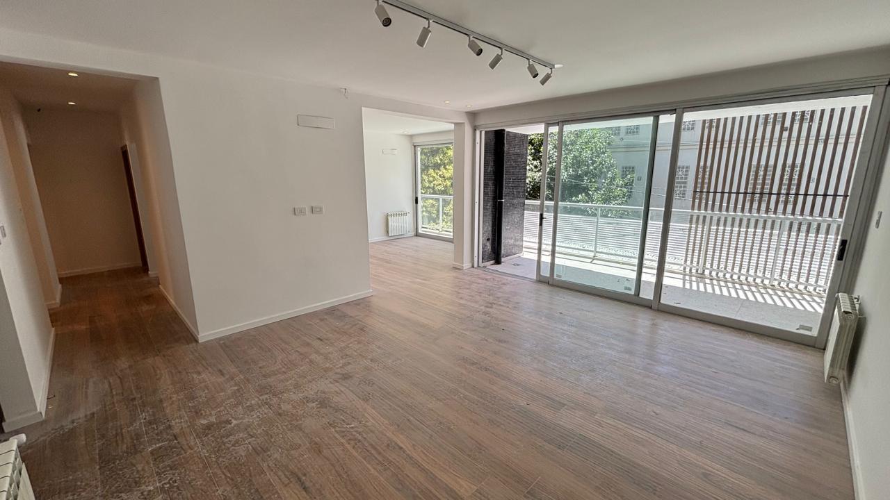 Foto de Departamento en La Plata - 58 e/ 13 y 14 - 3 dormitorios al frente, imagen 1