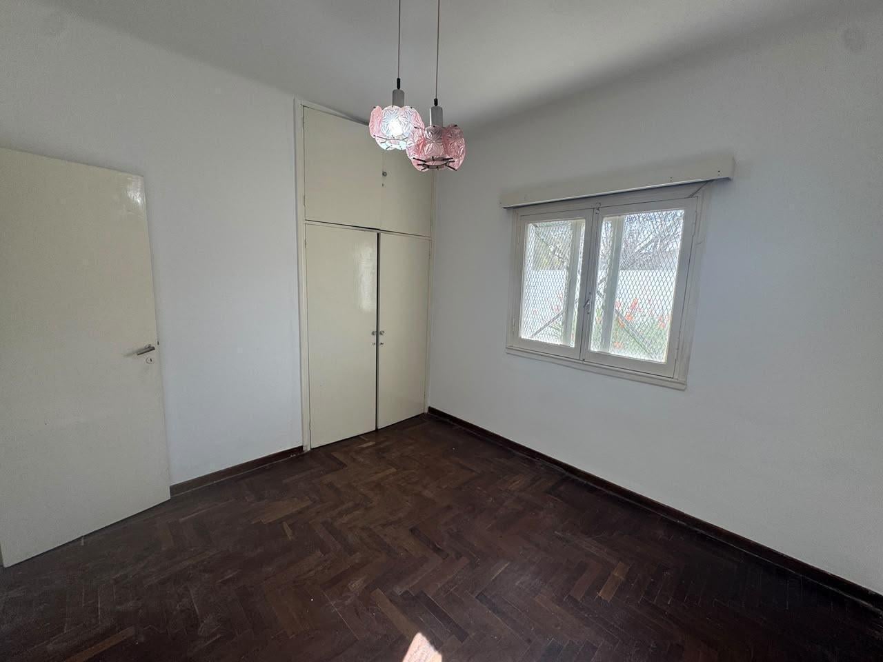 Foto de Casa de 4 ambientes en Venta en Ezpeleta Este, imagen 4