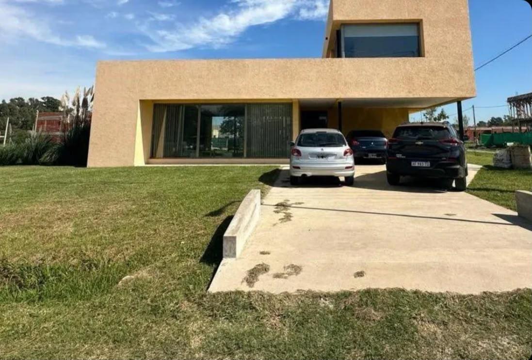 Foto de Casa Venta Barrio Cerrado Las Carolinas, imagen 3