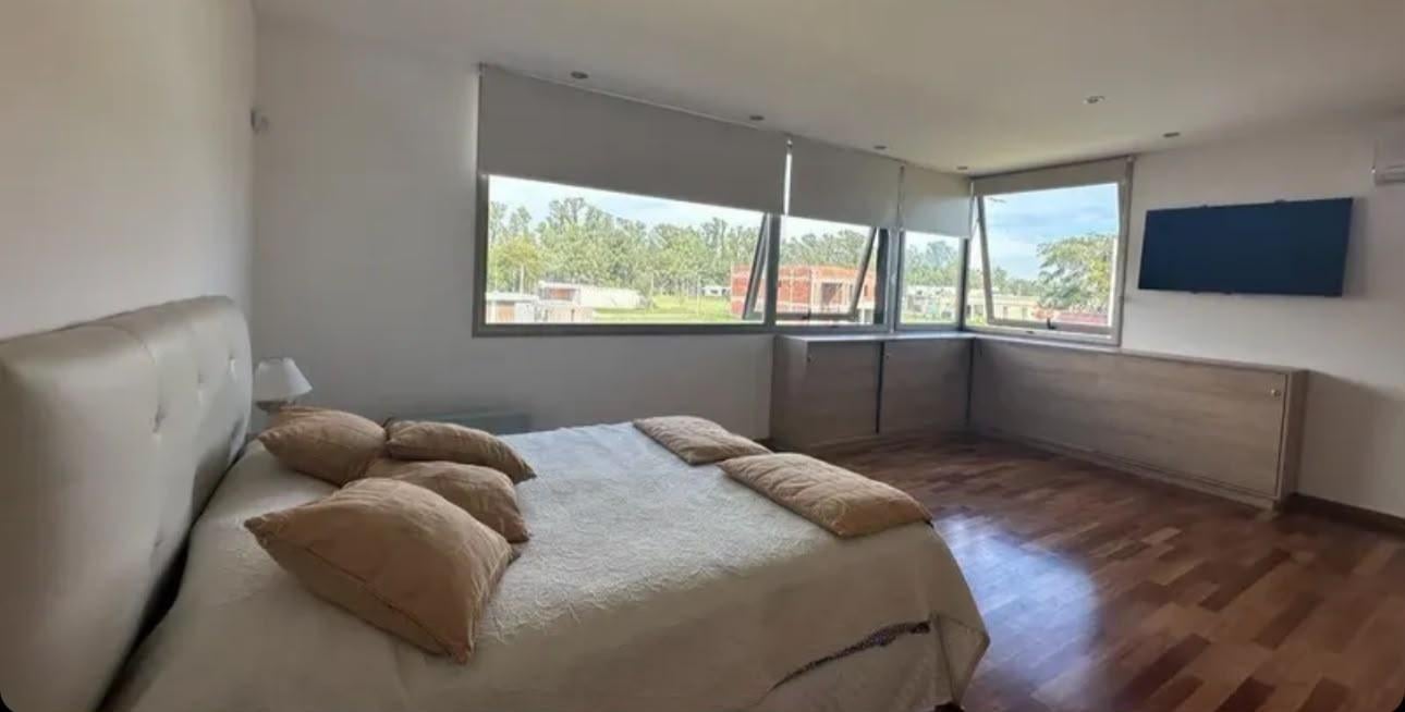 Foto de Casa Venta Barrio Cerrado Las Carolinas, imagen 4