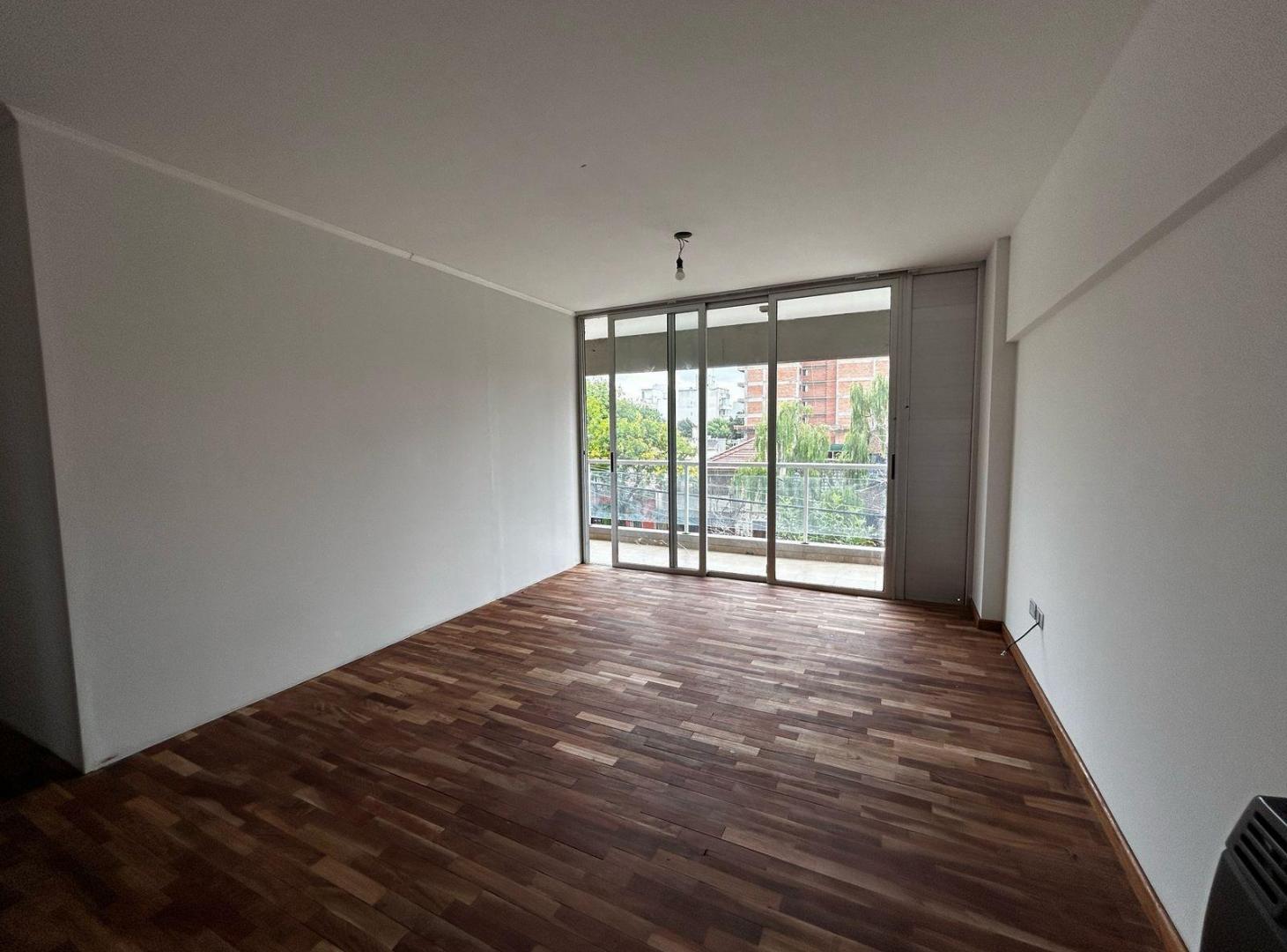 Foto de Departamento en alquiler La Plata, imagen 3