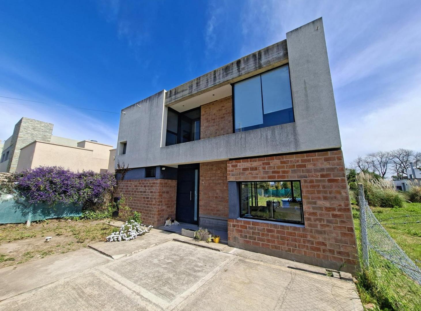 Foto de Casa en venta en Gonnet de dos dormitorios, imagen 3