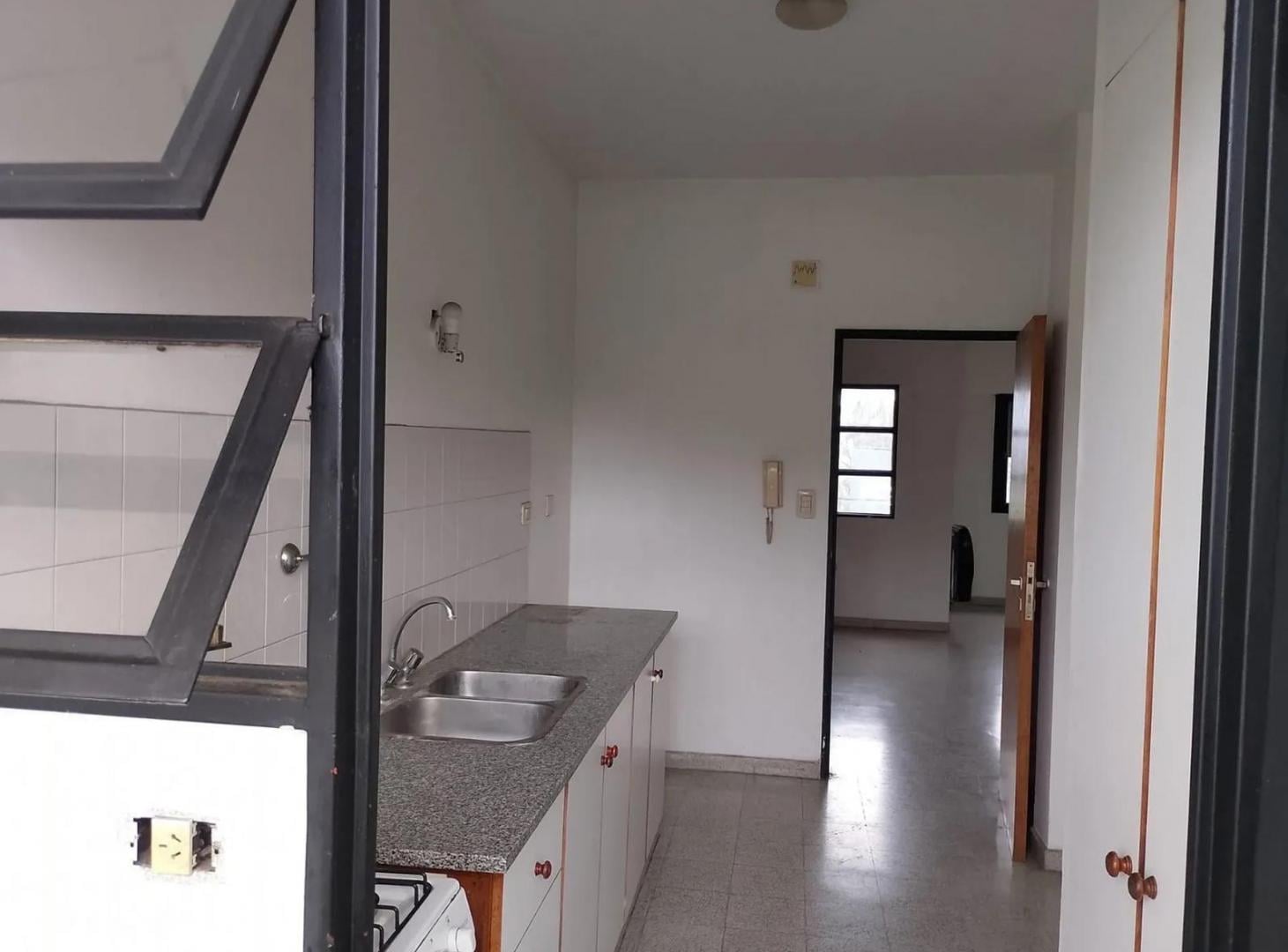 Foto de Departamento en alquiler - La Plata, imagen 2