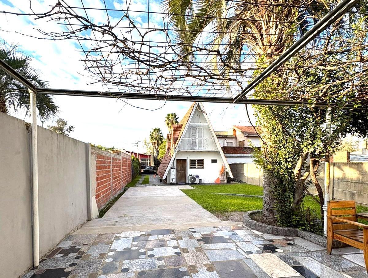 Foto de Casa venta Villa Elisa, imagen 2