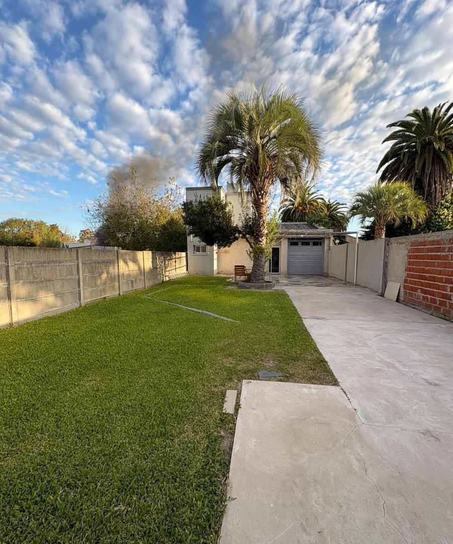 Foto de Casa venta Villa Elisa, imagen 3