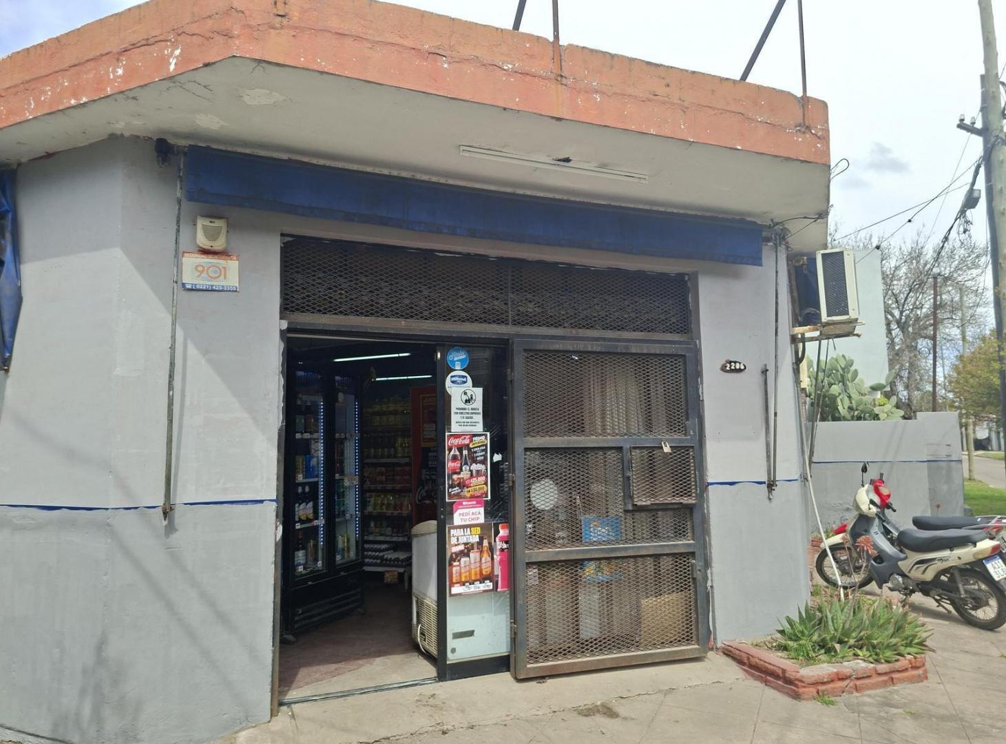 Foto de Local en venta en gonnet, imagen 4