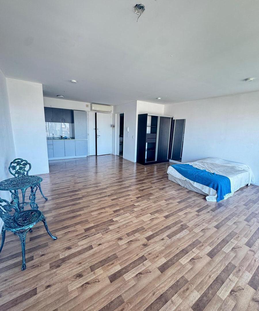 Foto de Monoambiente en alquiler - Vista al Dique, imagen 3