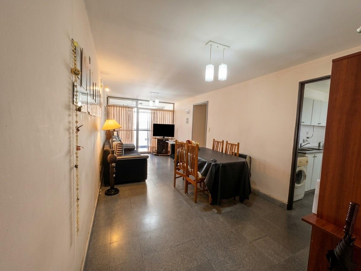 Foto de Departamento de 3 dormitorios en Venta Frente al Parque Saavedra, imagen 1