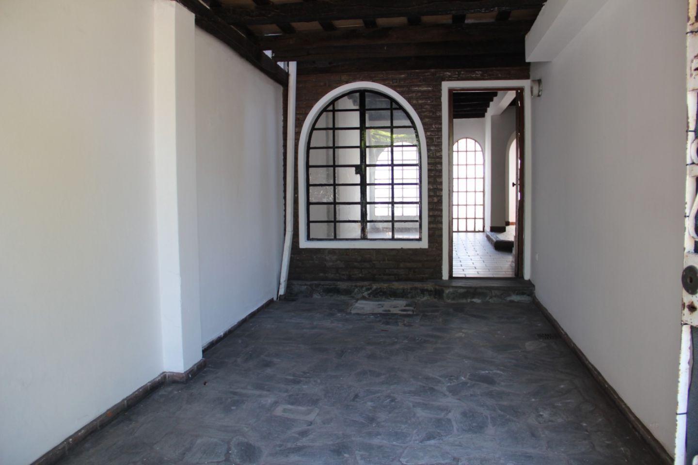 Foto de Casa de 4 dormitorios en venta en La Plata, imagen 5