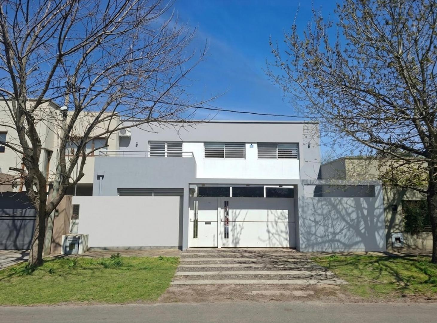 Foto de Casa en venta de tres dormitorios en Gonnet, imagen 1