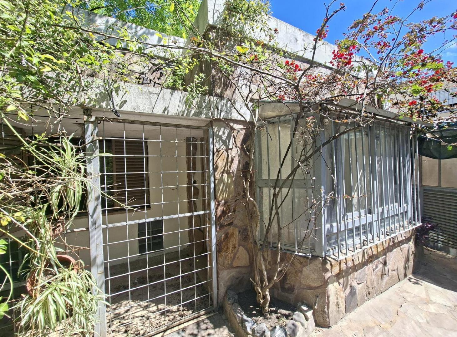Foto de Casa en venta de tres dormitorios con parque, imagen 4
