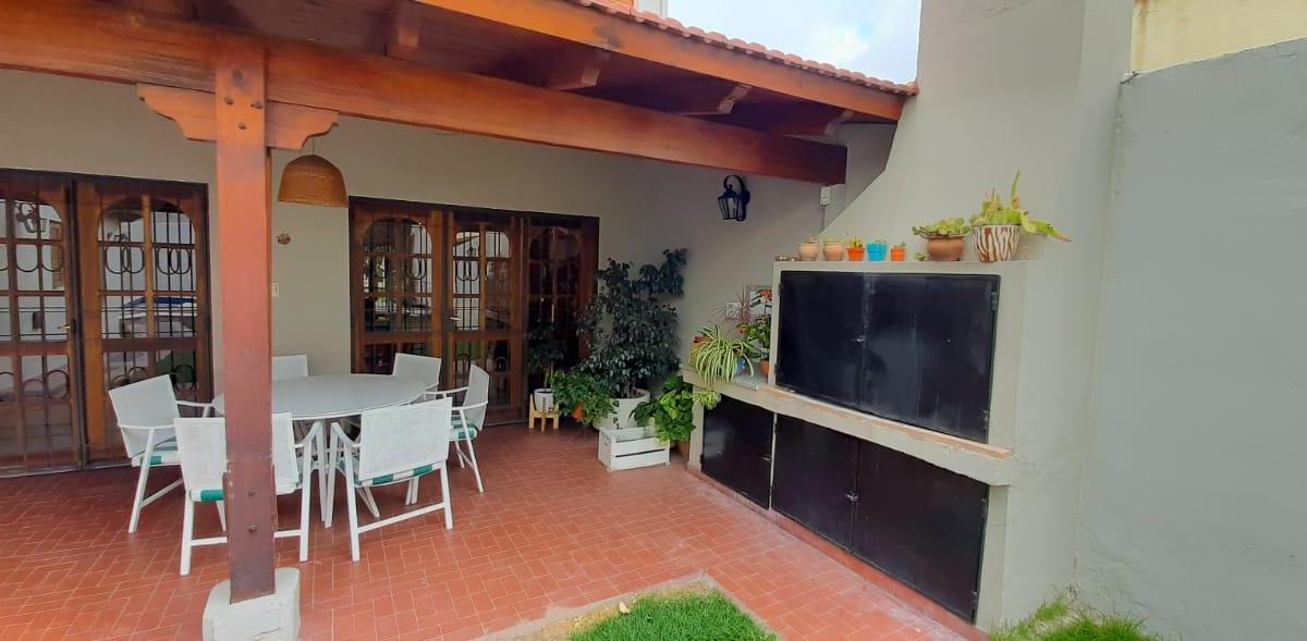 Venta Casa Corazon 5° Sección - Mendoza 4