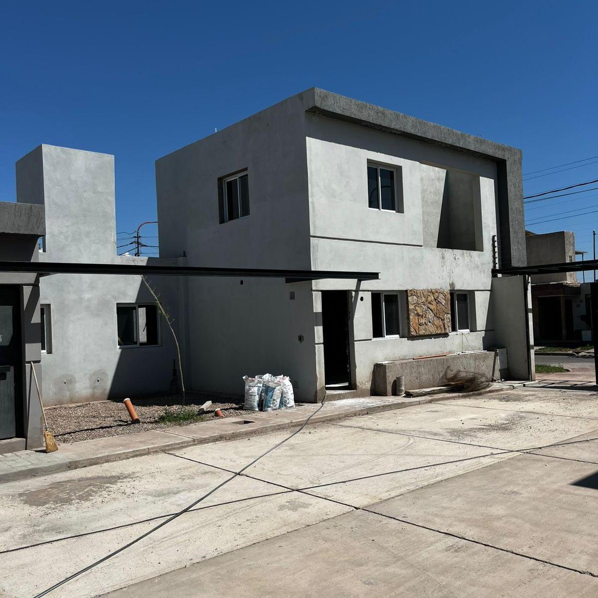 Venta de Dúplex en Complejo Cerrado Terra Maipú, Mendoza 1
