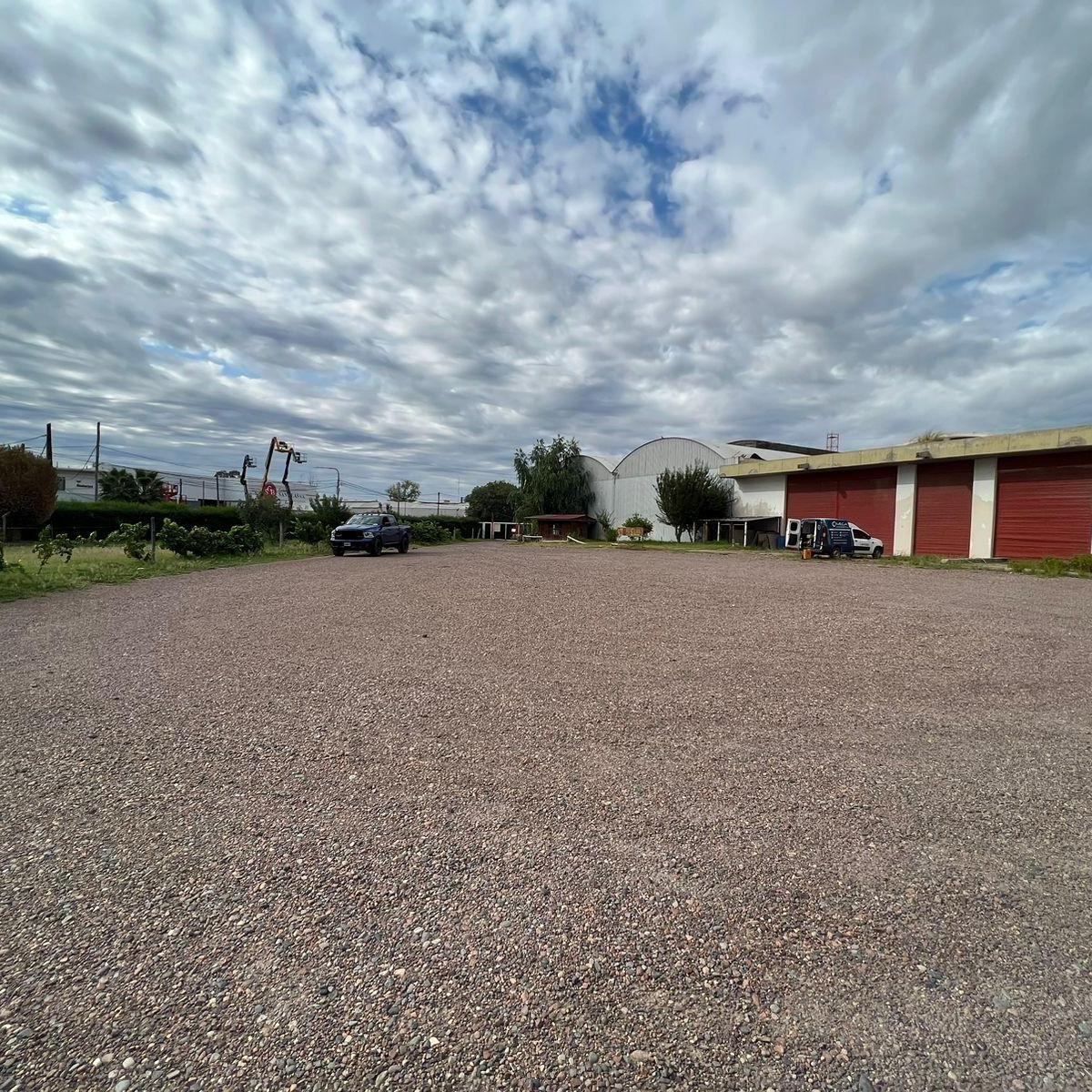 Venta de Bodega en Carril Rodriguez Peña Esquina Ex Urquiza 3
