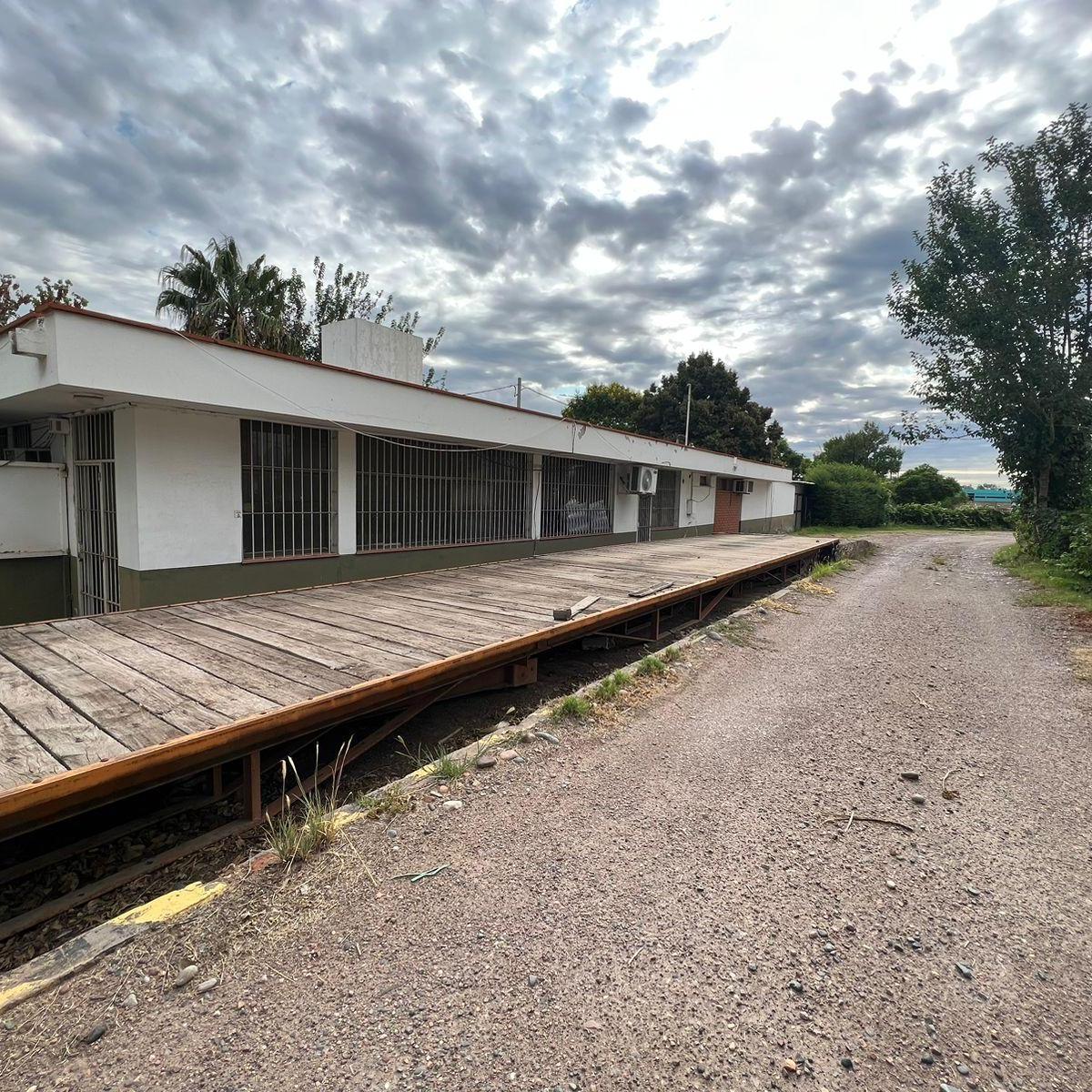 Venta de Bodega en Carril Rodriguez Peña Esquina Ex Urquiza 2
