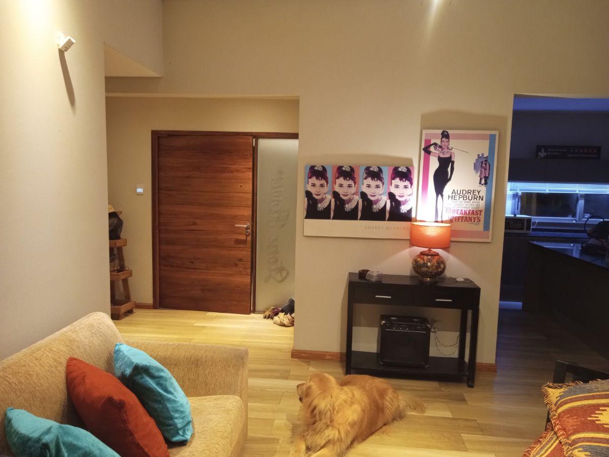 Foto de EN VENTA AMPLIA Y LUMONOSA CASA, RODEADA DE ALMENDROS EN TUNUYÁN, imagen 1