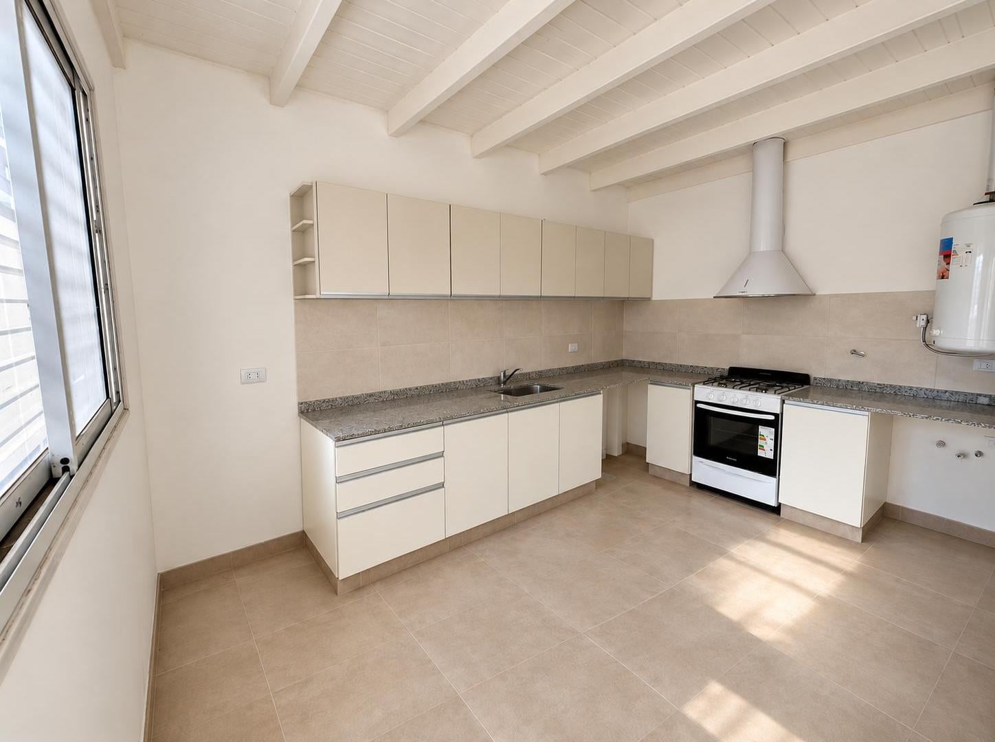Foto de EN VENTA CASAS EN COMPLEJO PRIVADO TERRA MAIPU- MAIPÚ, imagen 4
