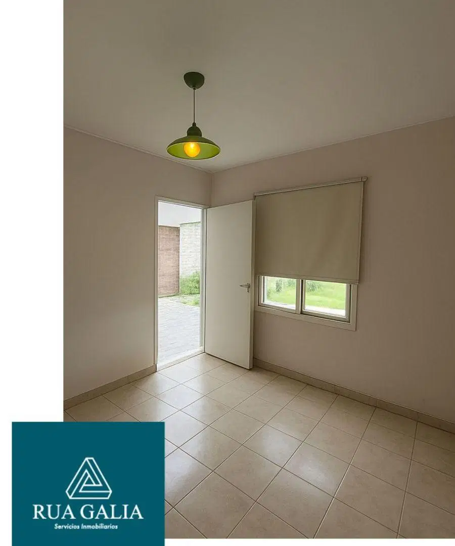CASA EN VENTA EN JARDINES DEL SUR 5