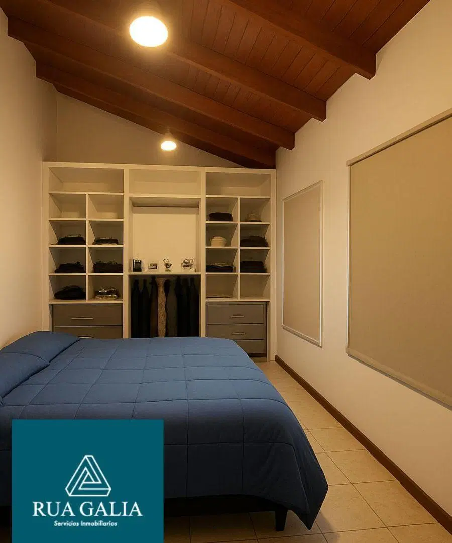 CASA EN VENTA EN JARDINES DEL SUR 5