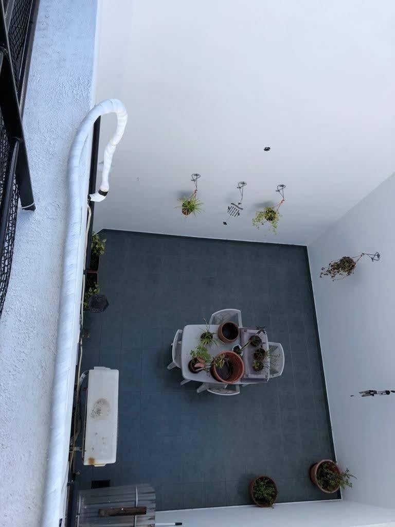 Muy Lindo PH en Triplex! Solo 2 Unidades.