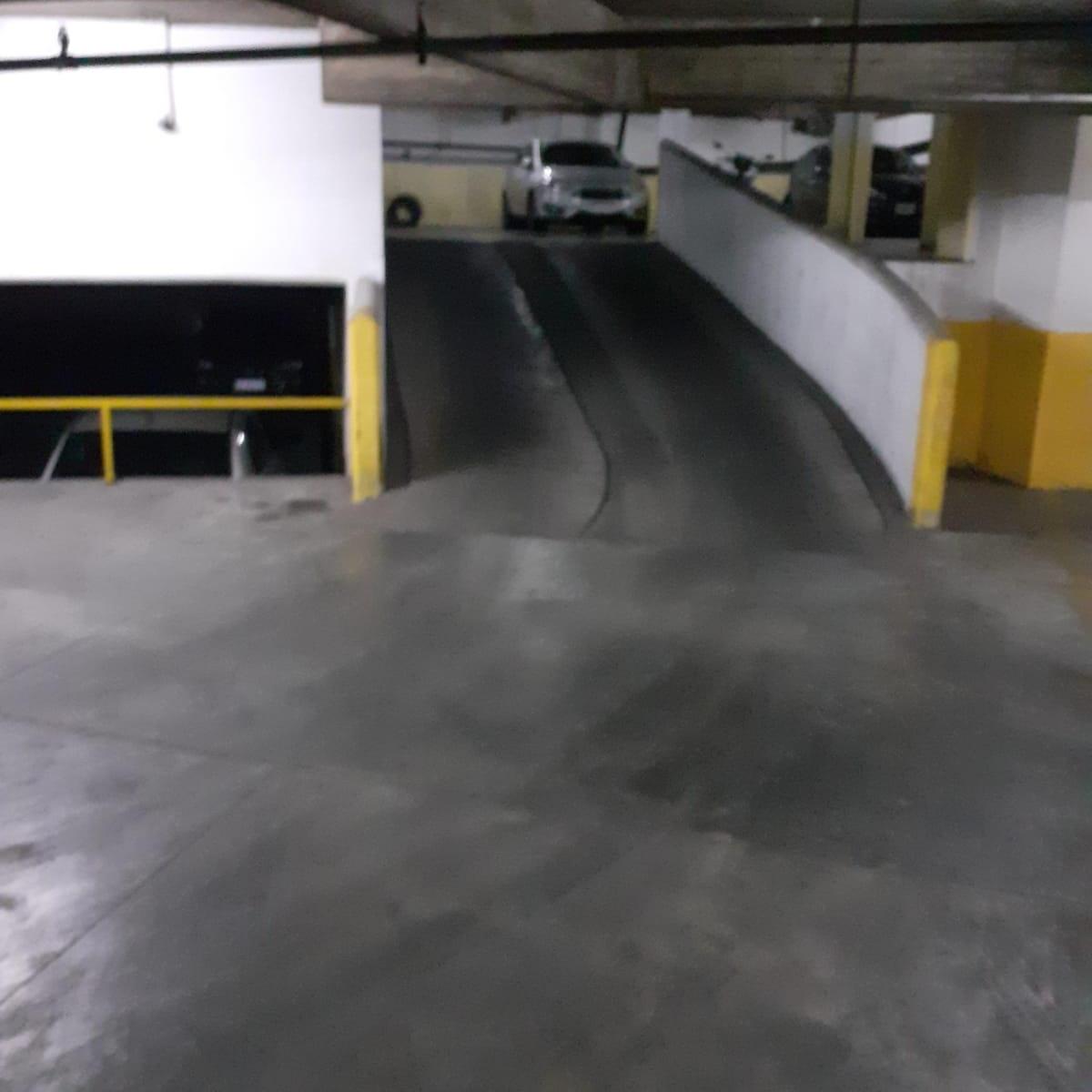 Excelentes cocheras en venta! En edificio de cocheras.