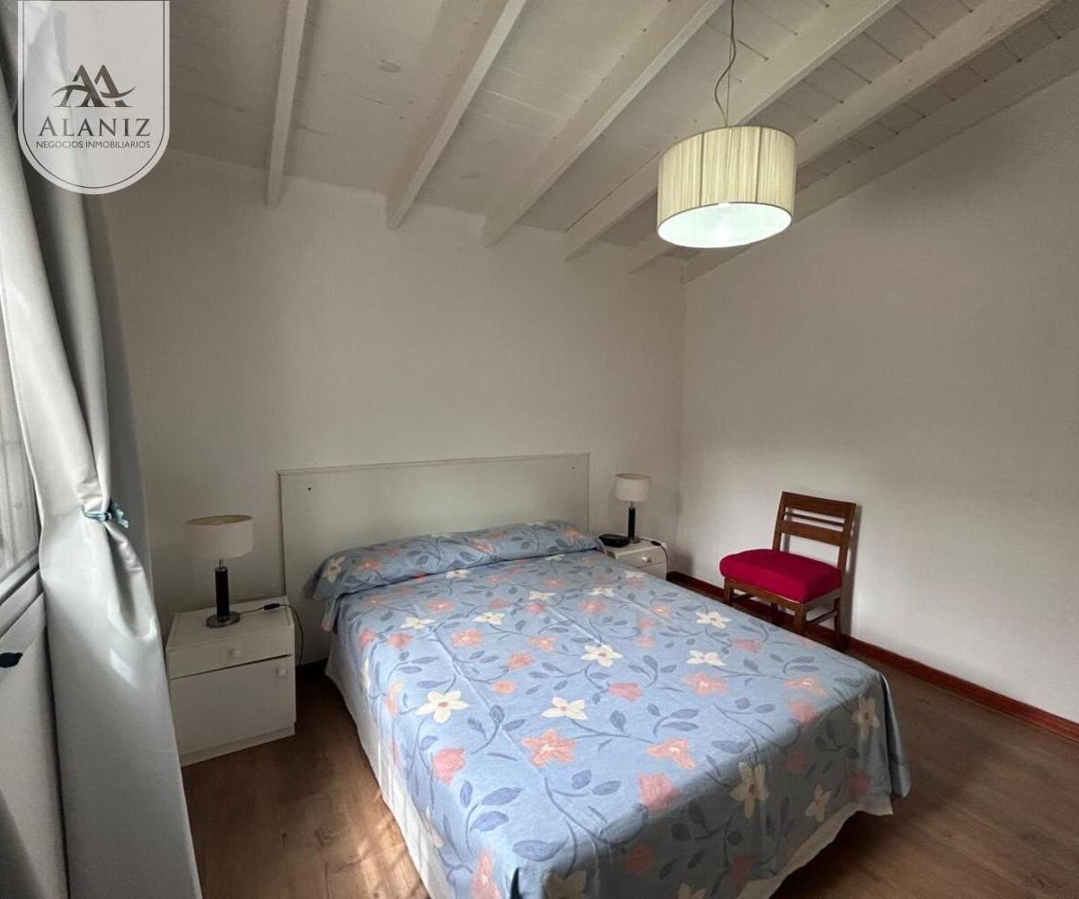Chalet en Venta, Impecable con Pileta, en Merlo, S. L. 5