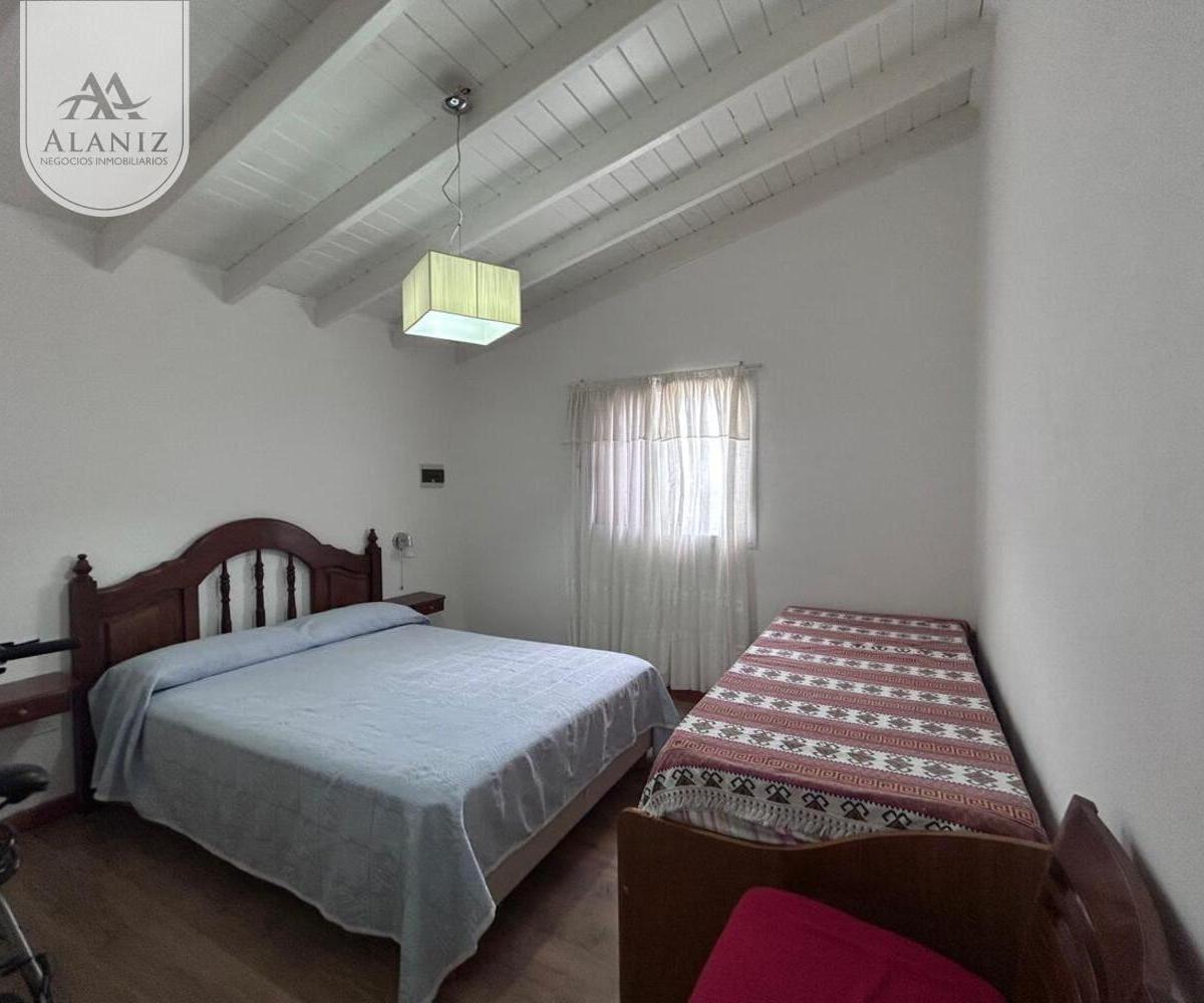 Chalet en Venta, Impecable con Pileta, en Merlo, S. L. 1