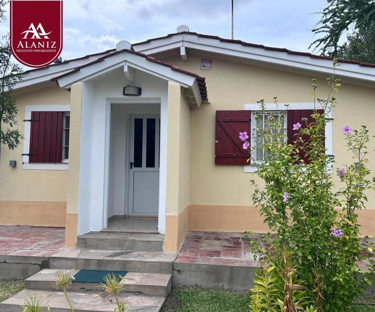 Chalet en Venta, Impecable con Pileta, en Merlo, S. L. 4