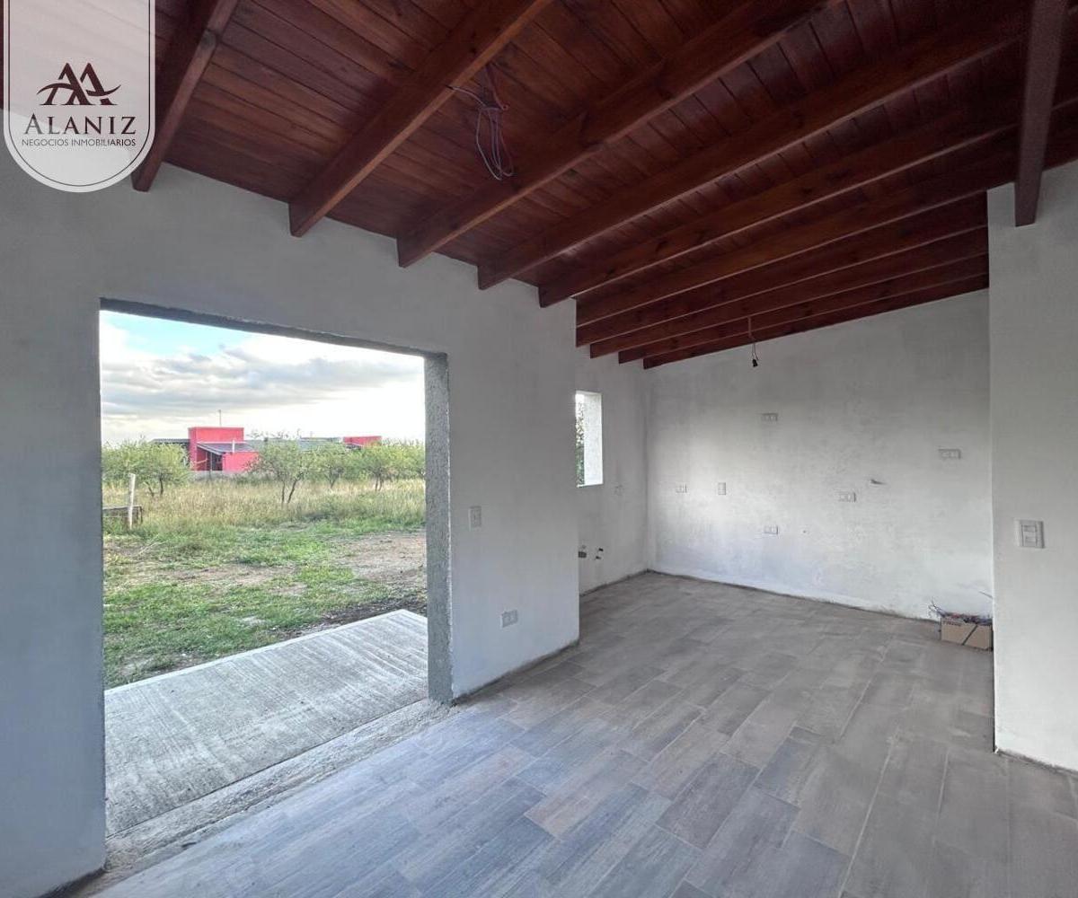 Casa en Venta de 3 Dorm. Melo, San Luis. 1