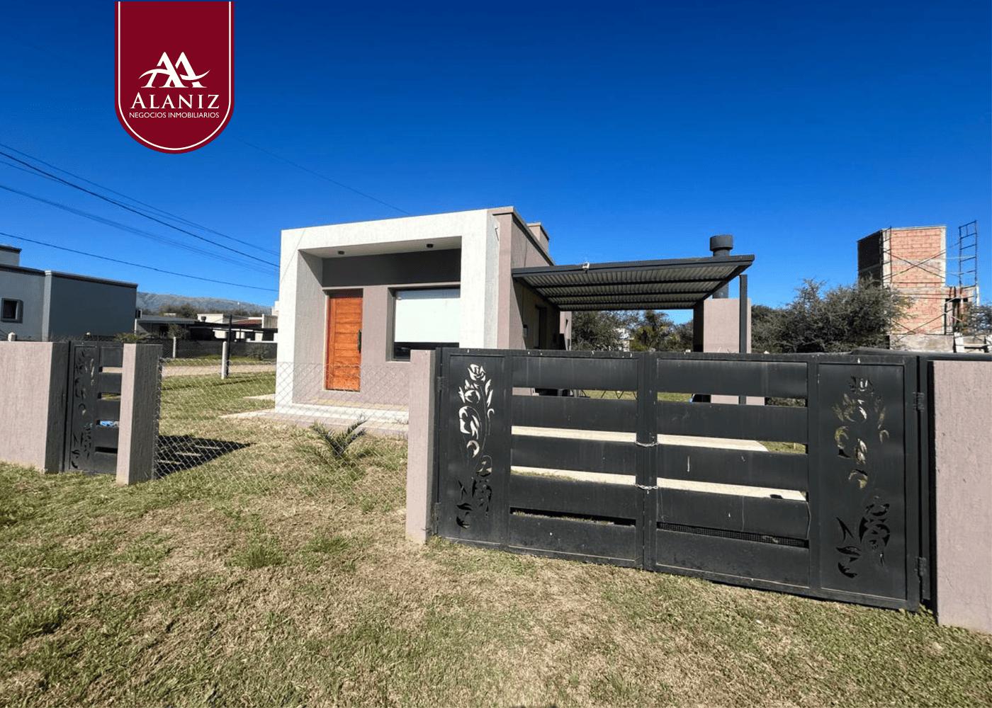 Hermosa casa en venta en Merlo, con detalles únicos