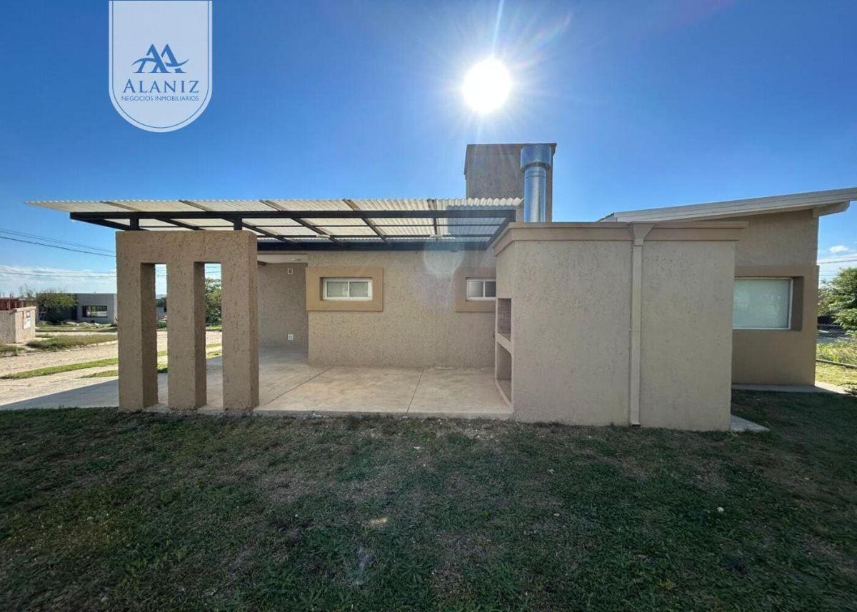 Foto de Casa en venta de 2 dormitorios, uno suite y galería con asador en, imagen 5
