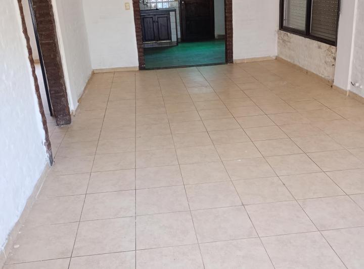 alquiler de casa con dos domitorios muy amplios ambientes 1