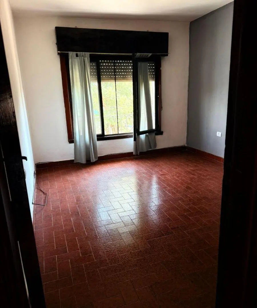 Departamento en alquiler, planta alta, entrada por escalera independiente 5